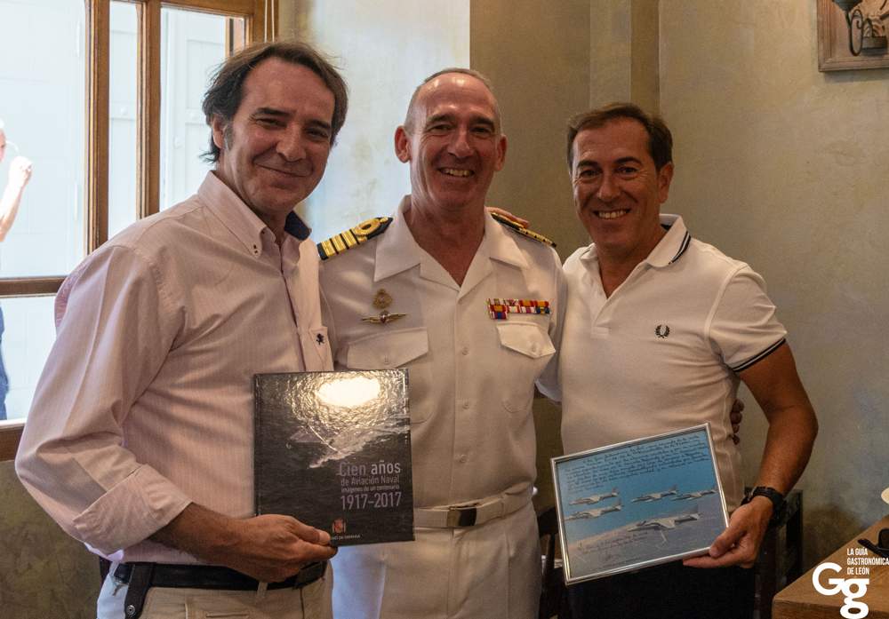 Guía Gastronómica de León IX Escuadrilla de la Armada Española-4 Guía Gastronómica de León IX Escuadrilla de la Armada Española-4