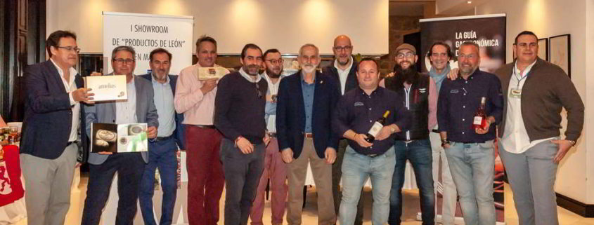 I Showroom Pruductos de León en Málaga - Foto de Familia